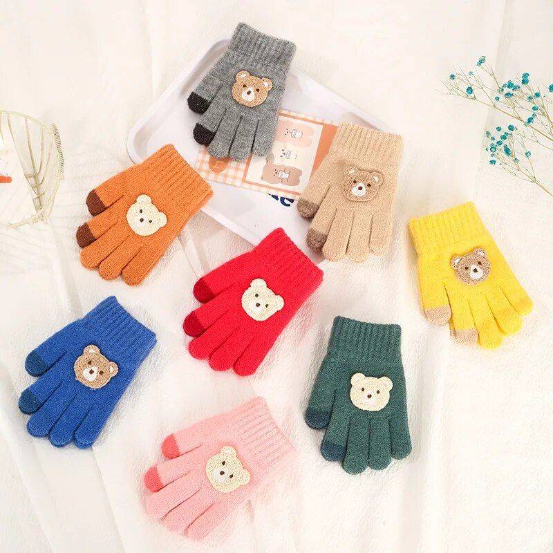 Adorable Cartoon Bear Knit Gloves for Toddlers – Warm and Cozy Acrylic Mittens Gloves & Mittens