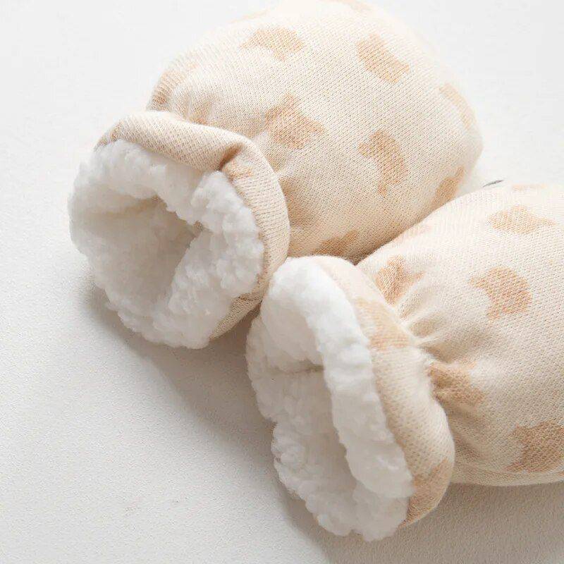 Cozy Fleece Full-Finger Baby Mittens – Warm and Soft Newborn Winter Gloves Gloves & Mittens